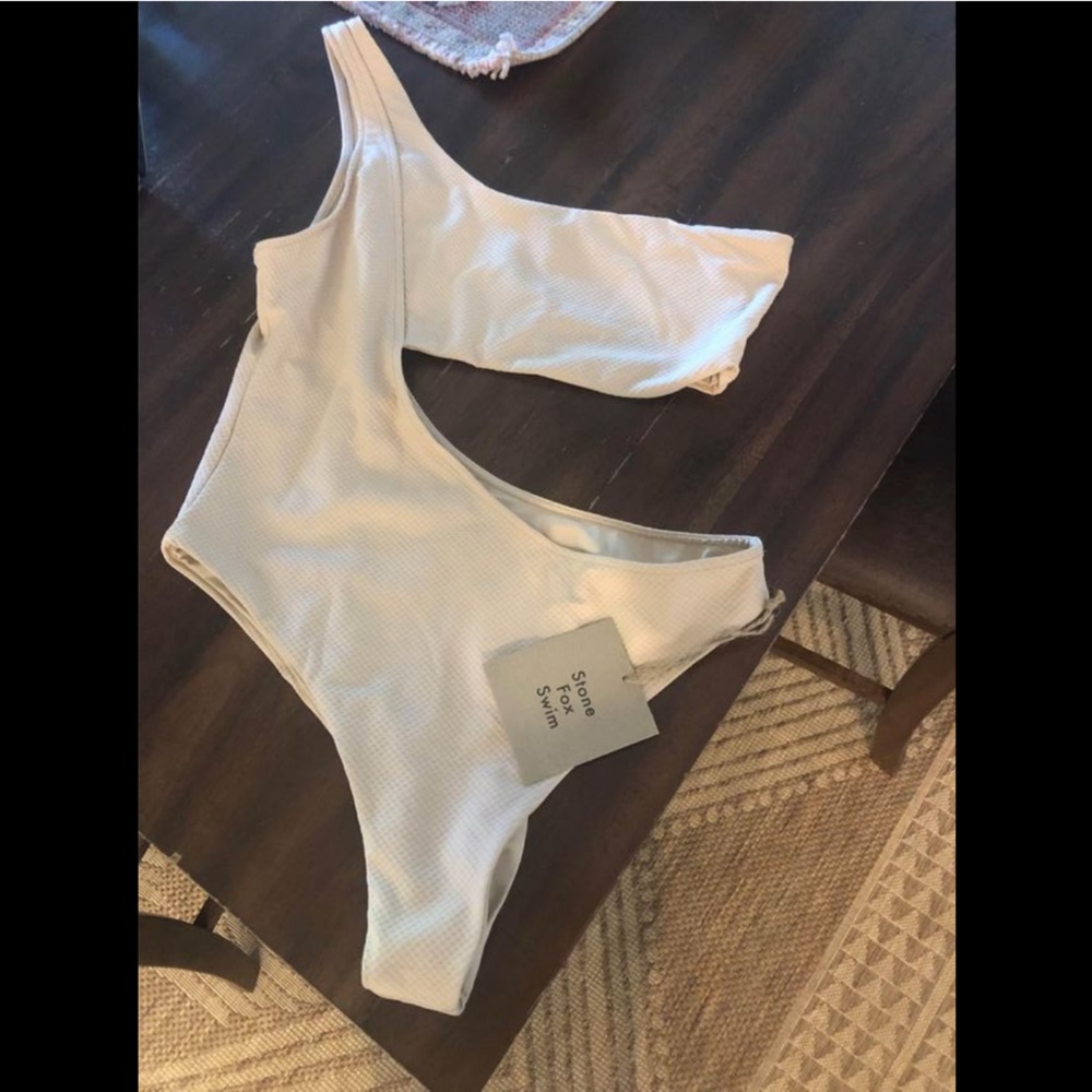 Stone Fox Swim Size L